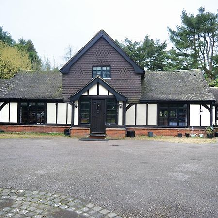 Beautiful Cottage In Brentwood Kelvedon Hatch Buitenkant foto