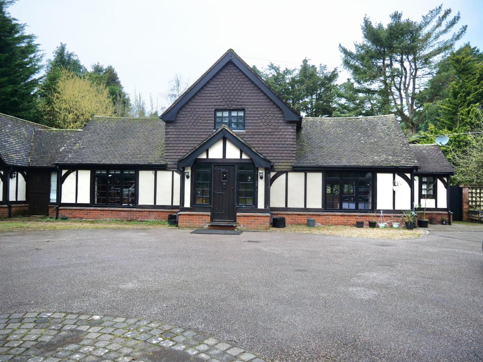 Beautiful Cottage In Brentwood Kelvedon Hatch Buitenkant foto